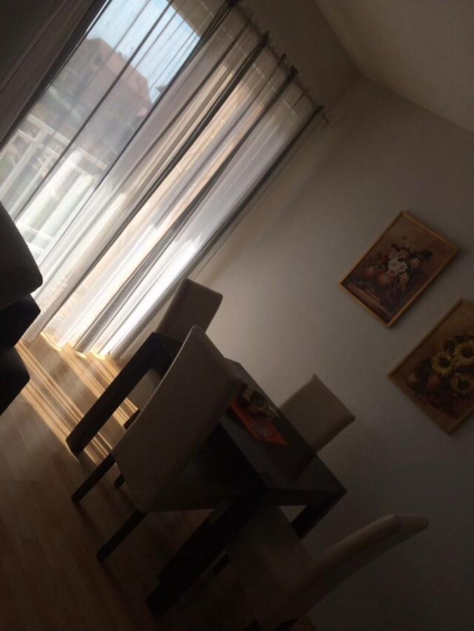 Apartman Nada Μπιέλινα Εξωτερικό φωτογραφία